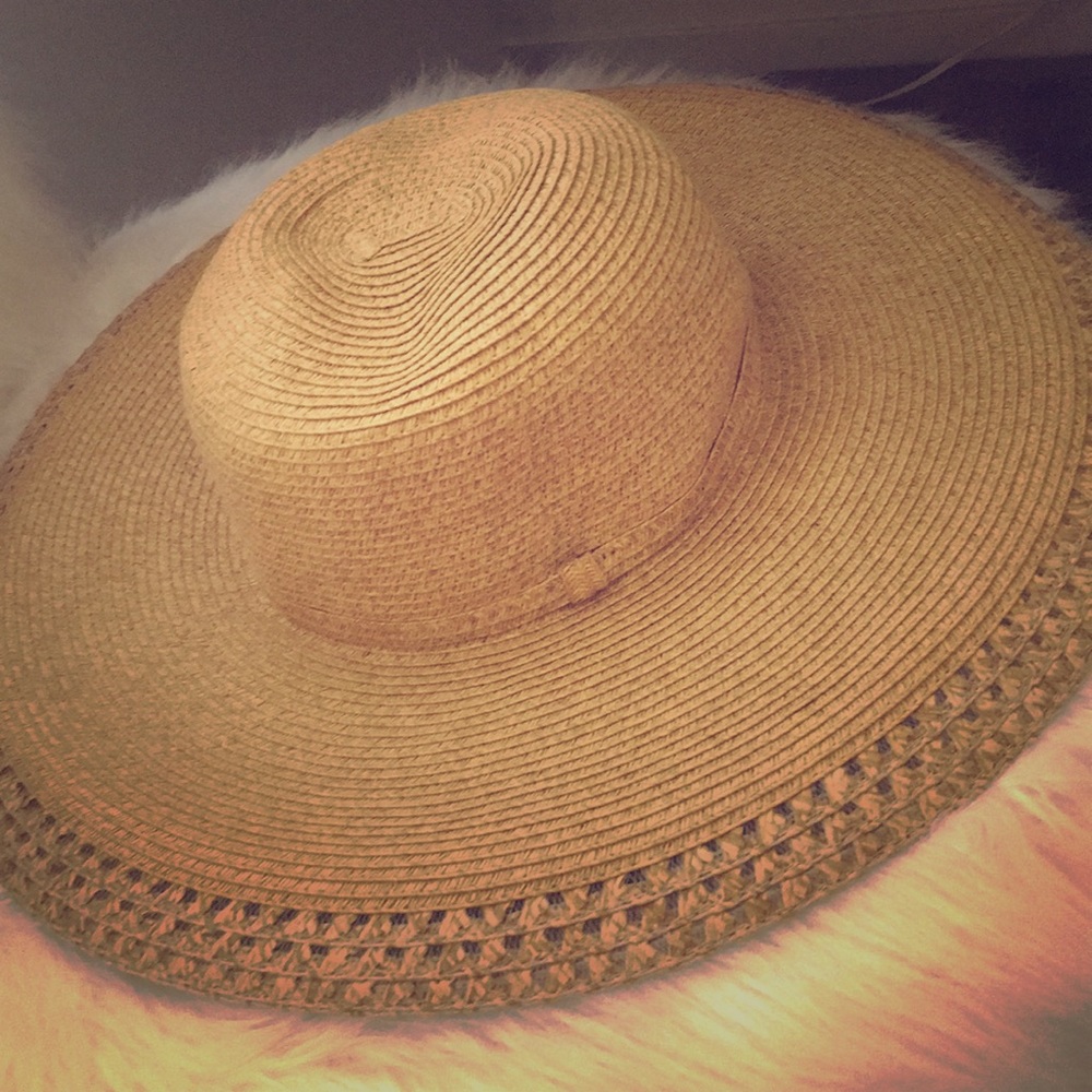 Oversized boho sun hat